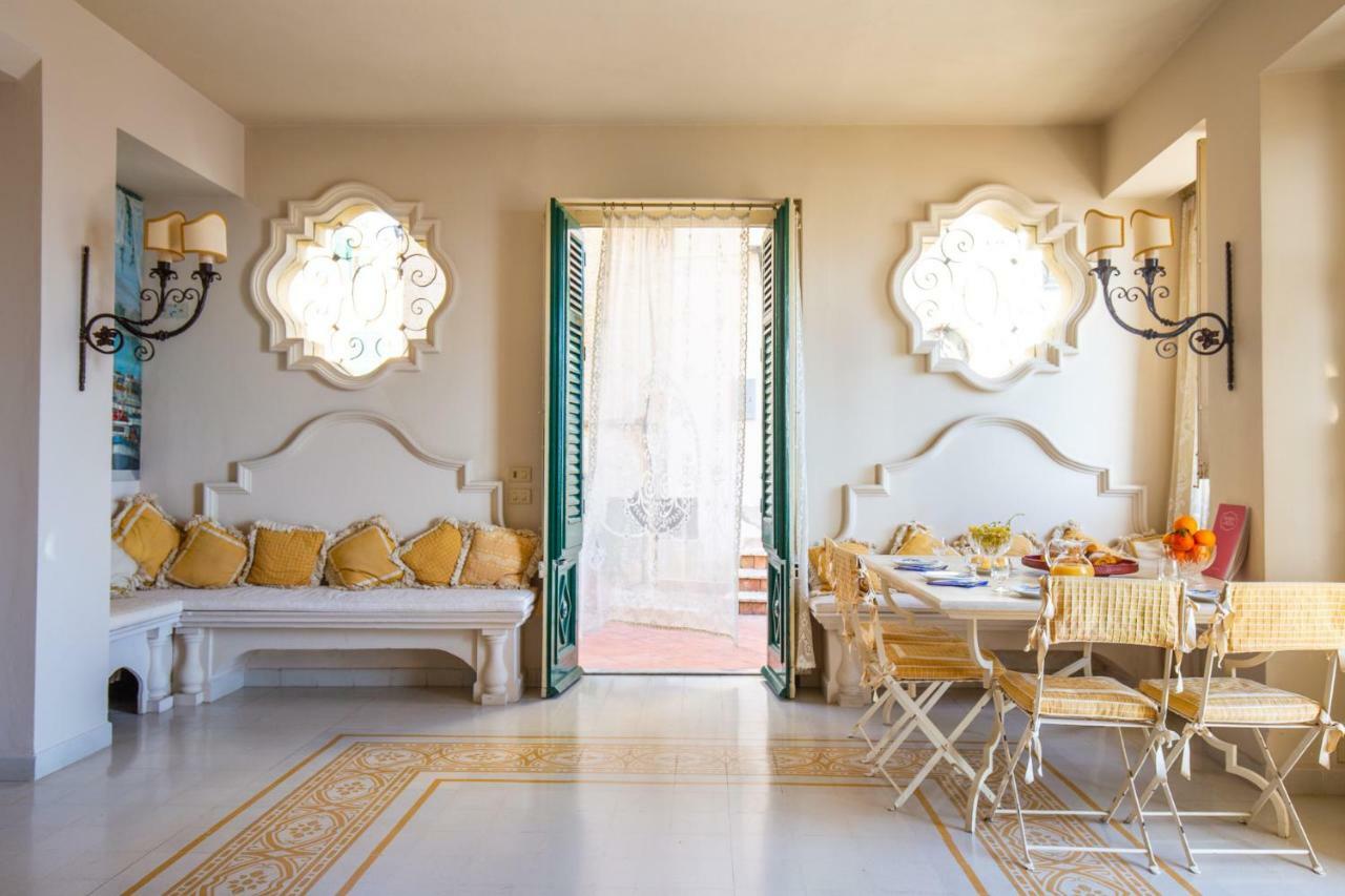 Solemar Sicilia - Casa Porto Bagnera Villa Santa Flavia Ngoại thất bức ảnh