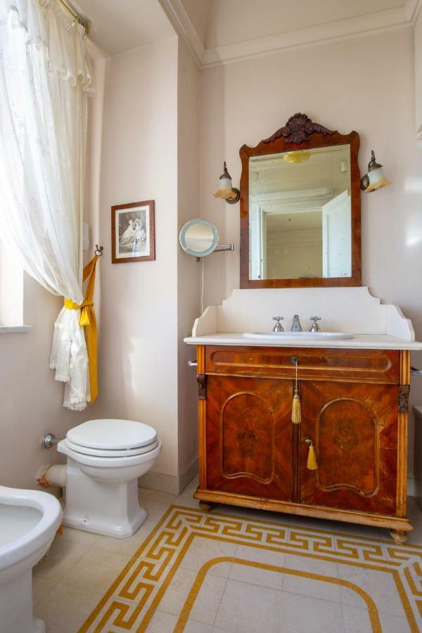 Solemar Sicilia - Casa Porto Bagnera Villa Santa Flavia Ngoại thất bức ảnh